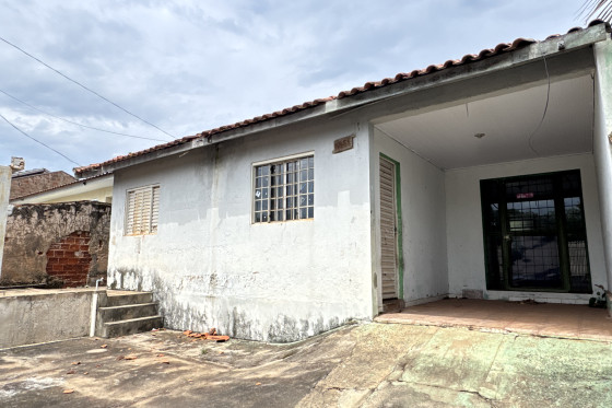 Casa à venda - 64m² - Conjunto 28 de Outubro, Umuarama-PR