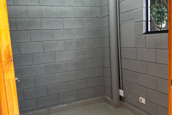 Salão Comercial para alugar - 200m² - Jardim Janina, Umuarama-PR