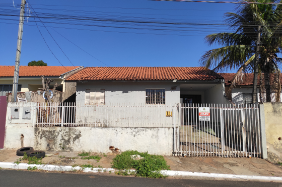 Casa 64m Umuarama-PR 124